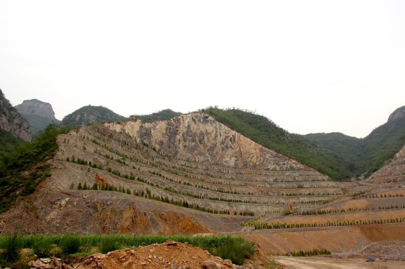 洛南縣四皓富利采石場礦山地質環境治理項目